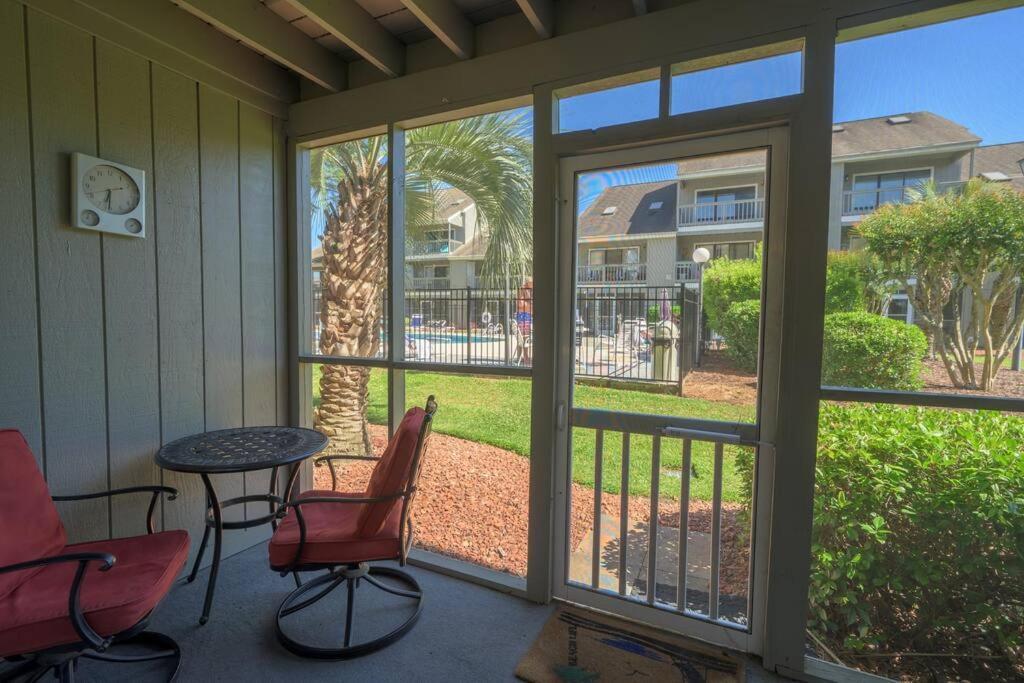 Poolside Condo In Surfside Beach マートルビーチ エクステリア 写真
